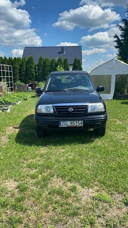 Czarny Używany 2002 Suzuki Vitara SUV | 20 000 zł (Drogi) - Obraz 1/4