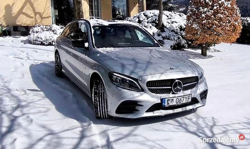 Używany Mercedes A220 AMG line 2020 Srebrny Kombi