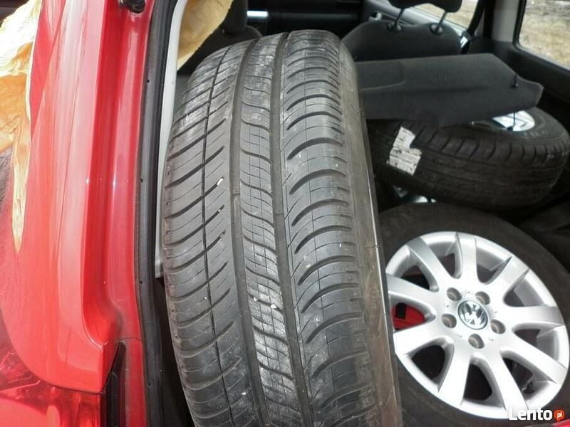 Używany VW Fox 2009 Czerwony Hatchback