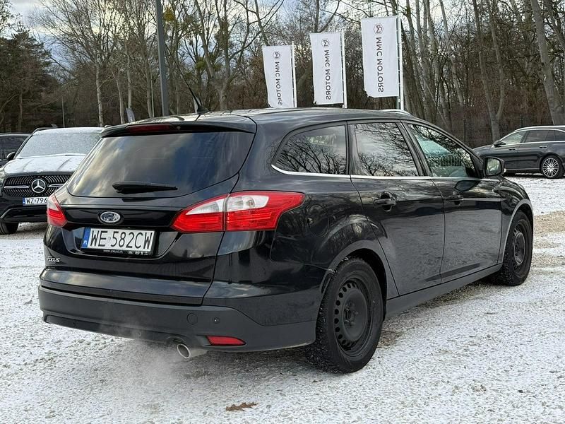 Używany Ford Focus 150 KM (110 kW) 2012 Czarny Kombi