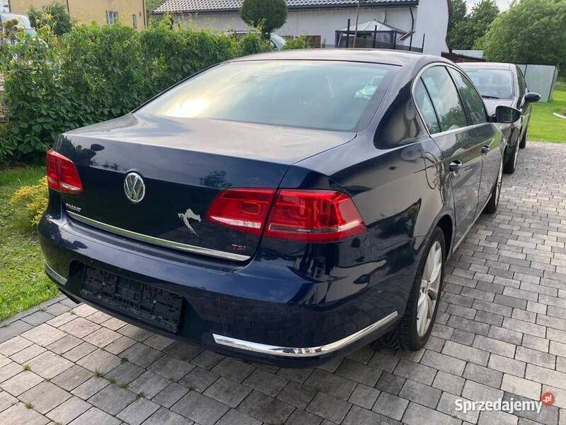Używany VW Passat 2012 Granatowy Sedan/Limuzyna