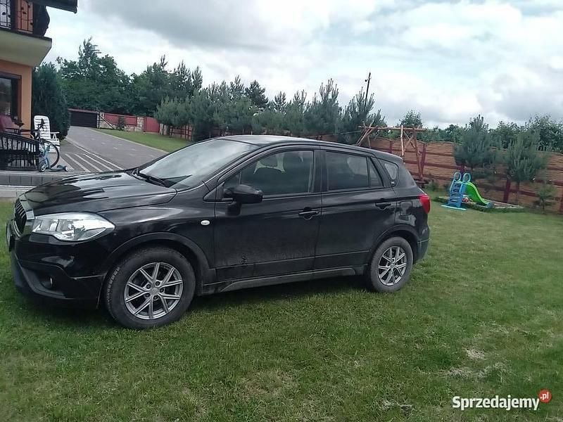 Używany Suzuki SX4 S-Cross Comfort 2016 Czarny SUV