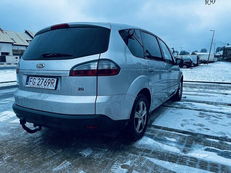 Używany Ford S-MAX S 2007 Szary Minivan