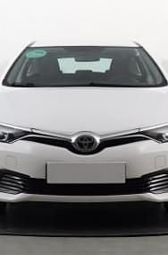 Używany Toyota Auris 132 KM (97 kW) 2018 Biały Kombi