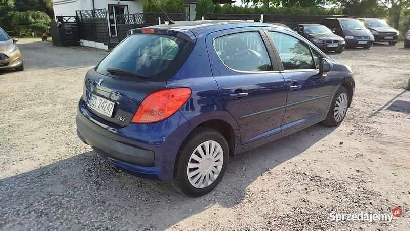Używany Peugeot 207 95 KM (69 kW) 2008 Niebieski Hatchback
