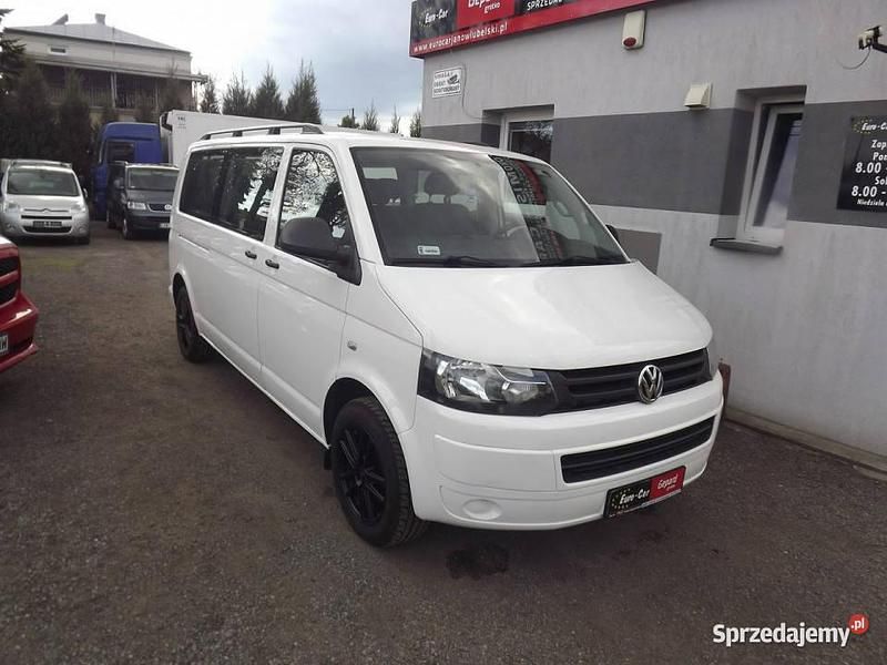 Biały Używany 2012 VW Caravelle Minivan | 85 000 zł - Obraz 1/4