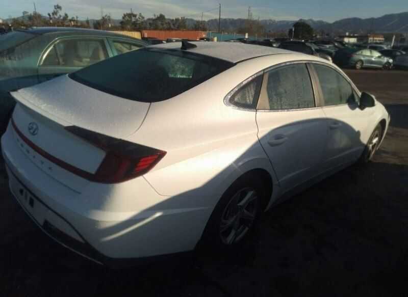 Używany Hyundai Sonata 191 KM (140 kW) 2021 Biały Sedan/Limuzyna