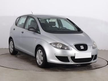Srebrny Używany 2008 Seat Altea Minivan | 11 999 zł (Uczciwa cena) - Obraz 1/4