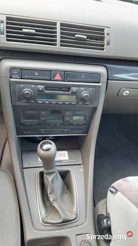 Używany Audi A4 2004 Srebrny Kombi