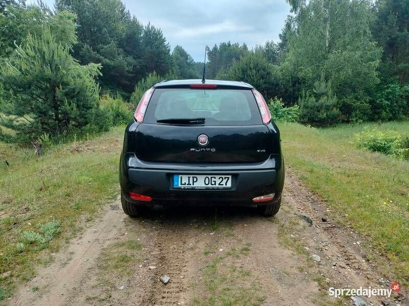 Czarny Używany 2010 Fiat Punto Evo Hatchback | 11 300 zł (Dobra cena) - Obraz 1/4