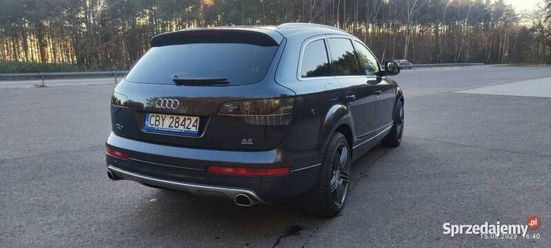 Grafitowy Używany 2006 Audi Q7 SUV | 37 000 zł (Drogi) - Obraz 1/4