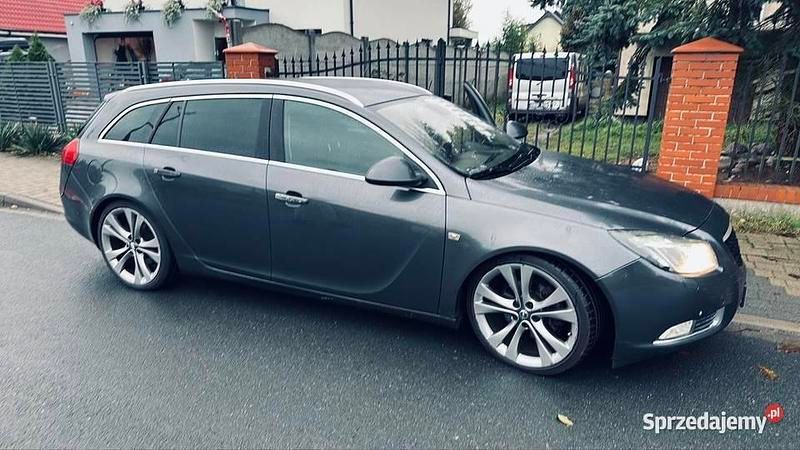 Szary Używany 2009 Opel Insignia Sedan/Limuzyna | 19 900 zł (Uczciwa cena) - Obraz 1/4