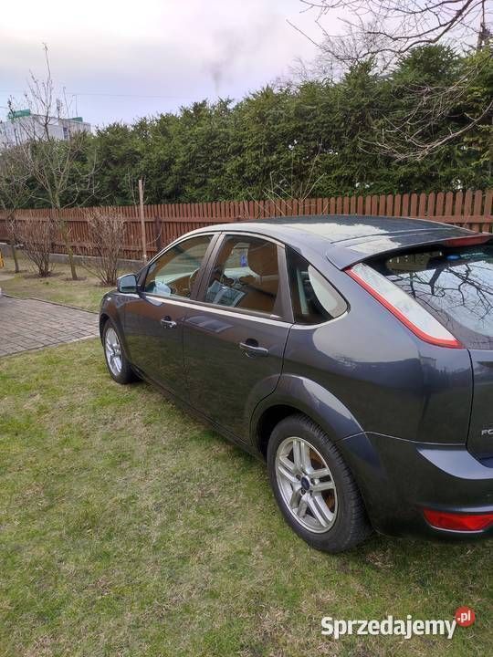 Grafitowy Używany 2010 Ford Focus Hatchback | 17 500 zł (Drogi) - Obraz 1/4