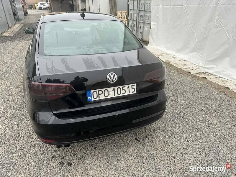 Używany VW Jetta 2015 Czarny Sedan/Limuzyna