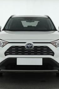 Używany Toyota RAV4 218 KM (160 kW) 2021 Biały SUV