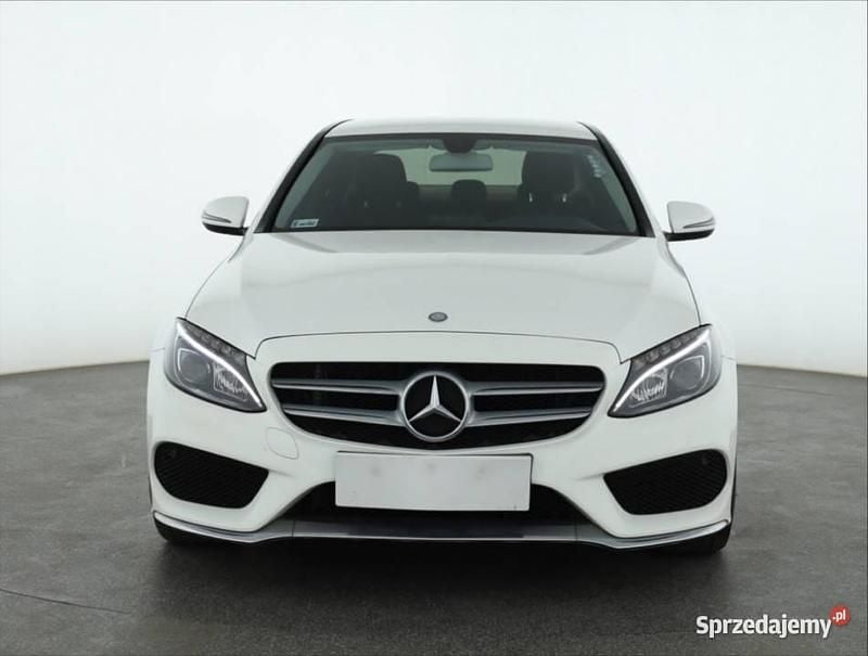 Biały Używany 2015 Mercedes C180 Sedan/Limuzyna | 60 999 zł (Uczciwa cena) - Obraz 1/4