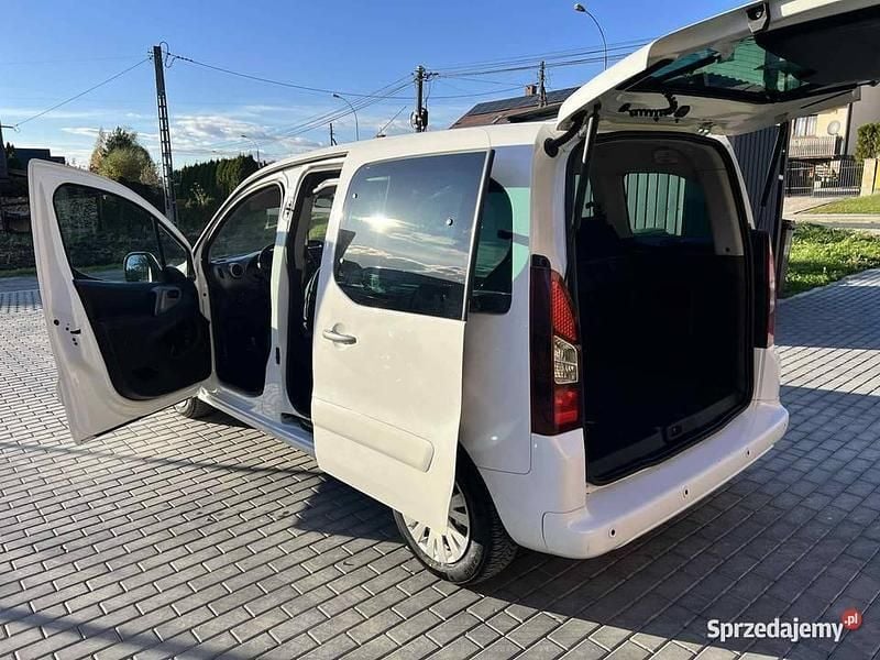Używany 2016 Citroën Berlingo Minivan | 24 999 zł (Uczciwa cena) - Obraz 1/4