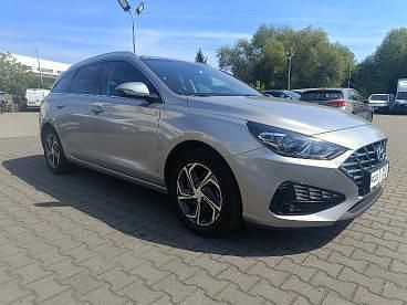 Srebrny Używany 2022 Hyundai i30 Comfort Kombi | 59 900 zł (Uczciwa cena) - Obraz 1/4