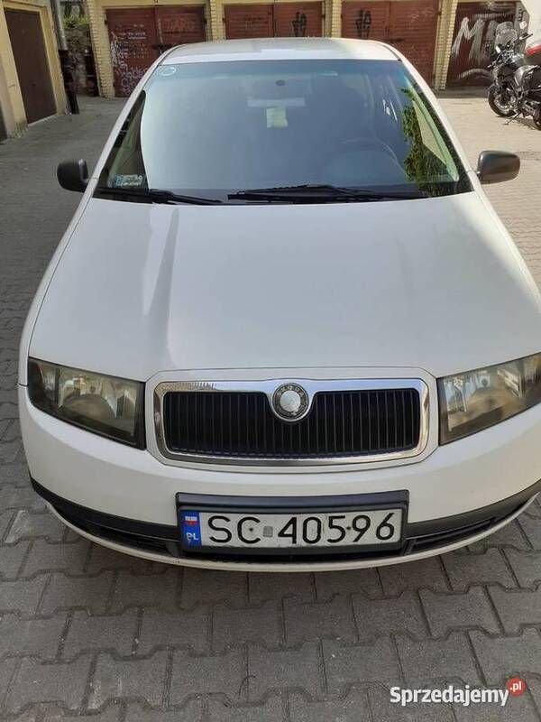 Biały Używany 2003 Skoda Fabia Kombi | 4950 zł - Obraz 1/4