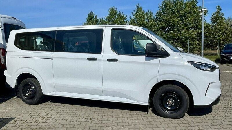 Używany Ford Transit Custom Trend 150 KM (110 kW) 2024 Niebieski Kombi