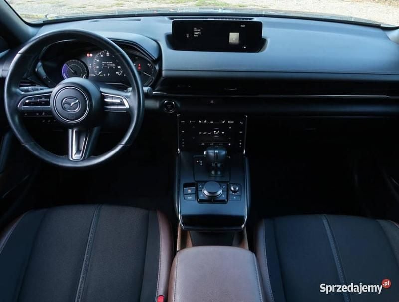 Szary Używany 2021 Mazda MX30 SUV | 67 999 zł - Obraz 1/4