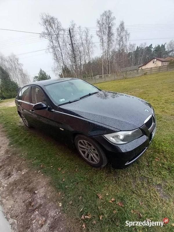 Czarny Używany 2008 BMW 318 Sedan/Limuzyna | 21 000 zł (Uczciwa cena) - Obraz 1/4