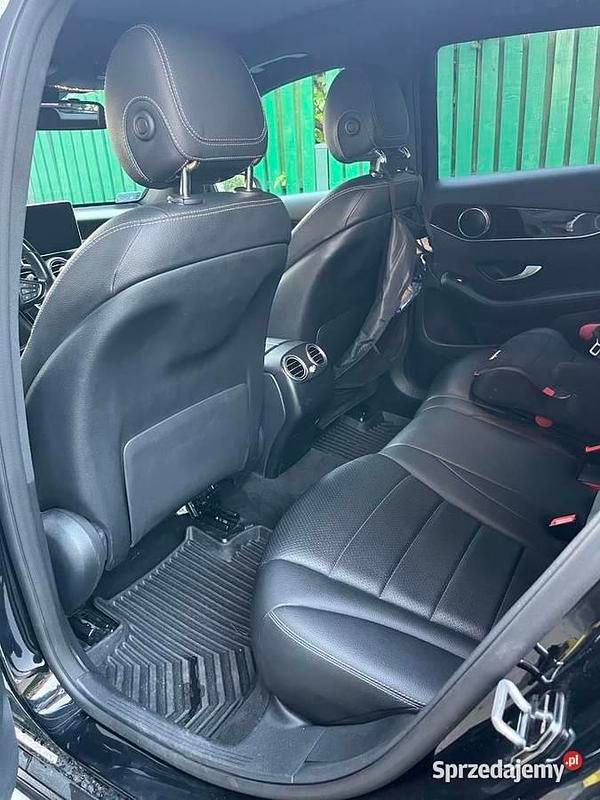 Używany Mercedes GLC300 2018