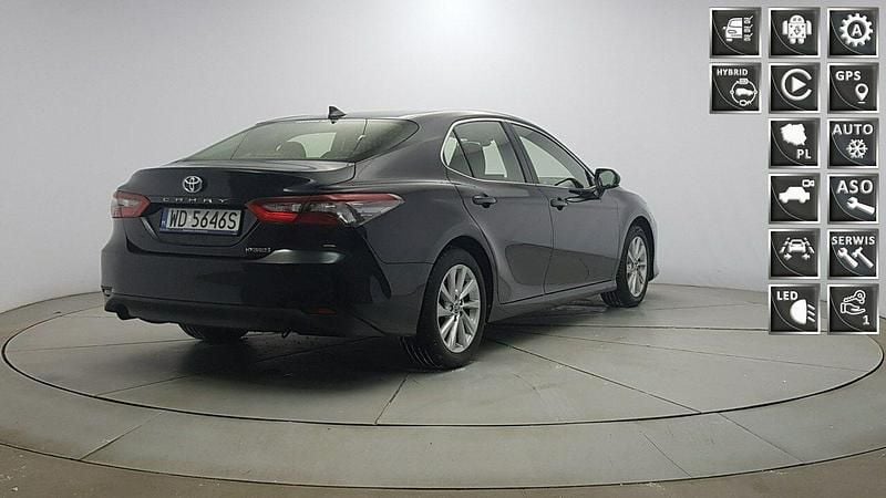 Używany Toyota Camry Comfort 218 KM (160 kW) 2021 Czarny Sedan/Limuzyna