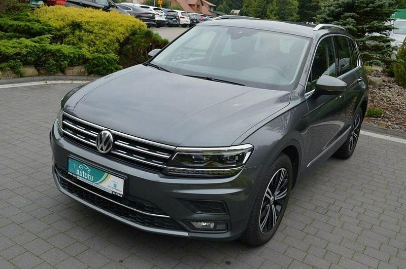 Szary (metalik) Używany 2019 VW Tiguan Highline SUV | 87 700 zł (Uczciwa cena) - Obraz 1/4