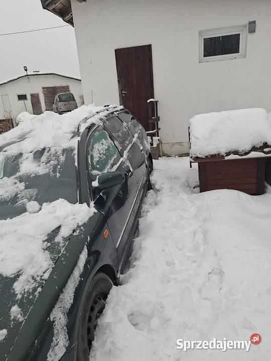 Używany VW Passat 1997 Zielony Kombi