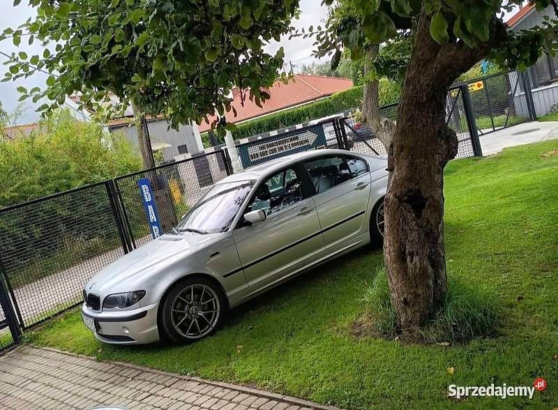Srebrny Używany 2002 BMW 325 Sedan/Limuzyna | 9500 zł - Obraz 1/4
