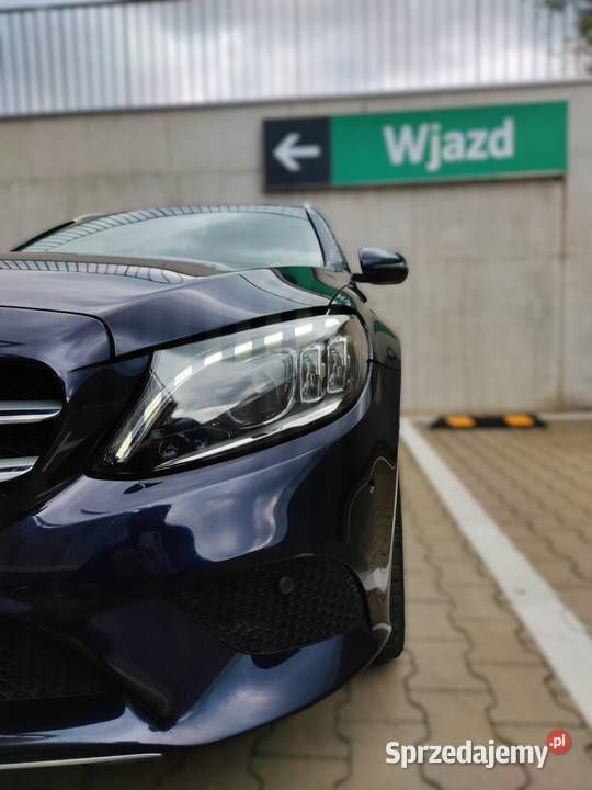Granatowy Używany 2019 Mercedes C200 Kombi | 82 900 zł (Dość drogi) - Obraz 1/4