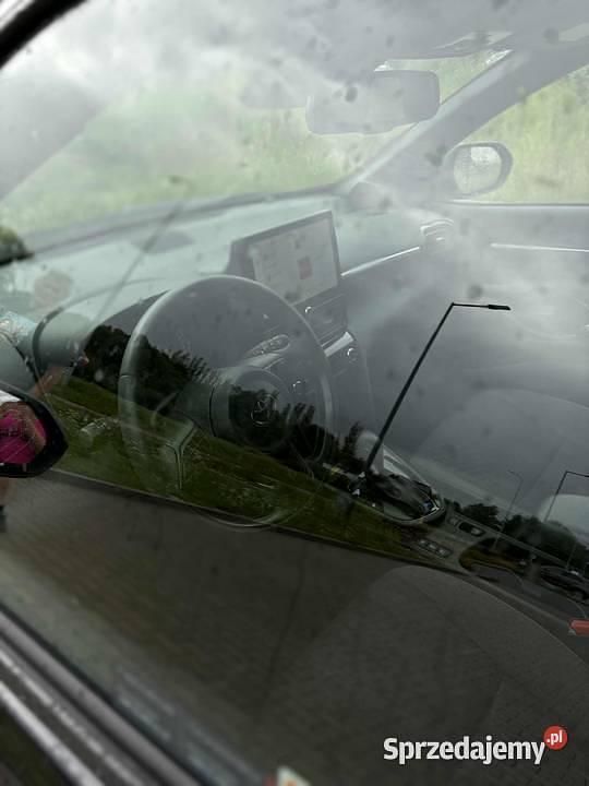 Używany Toyota Yaris Hybrid 2024