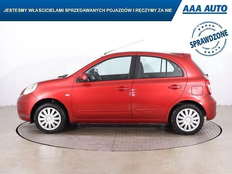 Używany Nissan Micra 2011 Czerwony Hatchback