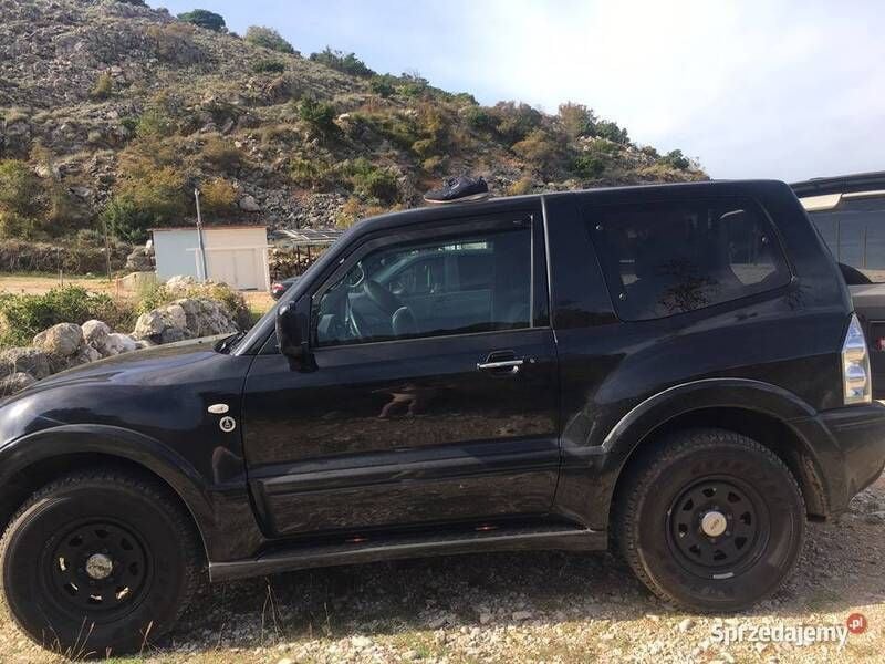 Czarny Używany 2005 Mitsubishi Pajero SUV | 35 900 zł (Drogi) - Obraz 1/4