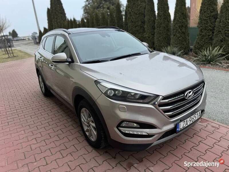 Złoty Używany 2016 Hyundai Tucson SUV | 51 900 zł (Uczciwa cena) - Obraz 1/4
