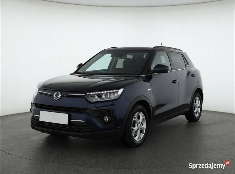 Używany Ssangyong (KGM) Tivoli 163 KM (119 kW) 2021 Niebieski SUV