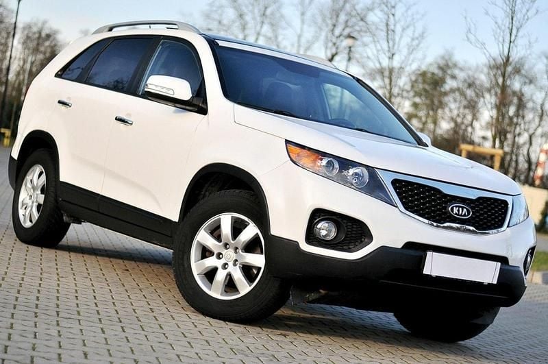 Biały Używany 2011 Kia Sorento SUV | 32 900 zł (Uczciwa cena) - Obraz 1/4