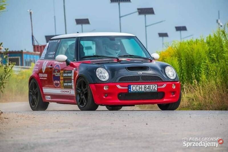 Czerwony Używany 2003 Mini Cooper S Coupé Coupe | 33 900 zł - Obraz 1/4