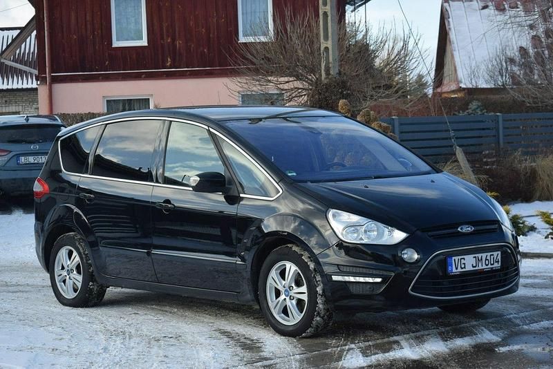 Używany Ford S-MAX S 140 KM (102 kW) 2013 Czarny Minivan