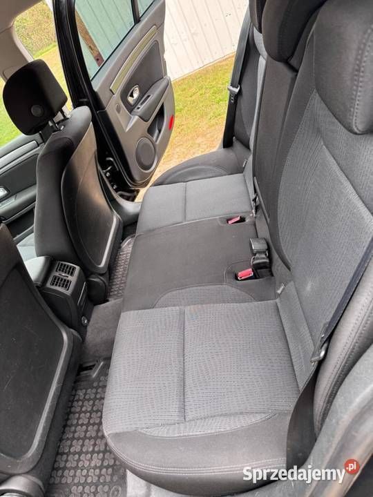 Używany Renault Laguna III 2010 Srebrny Hatchback