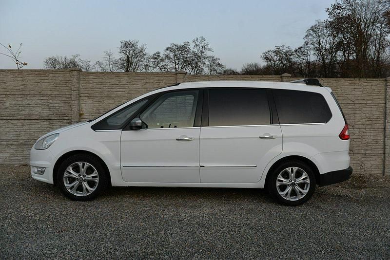 Używany Ford Galaxy Titanium 140 KM (102 kW) 2014 Biały Minivan