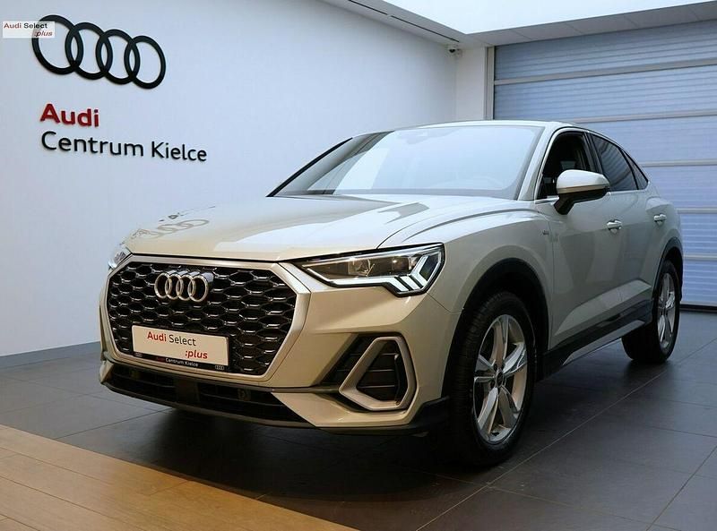 Zielony Używany 2024 Audi Q3 Ambiente SUV | 169 980 zł - Obraz 1/4
