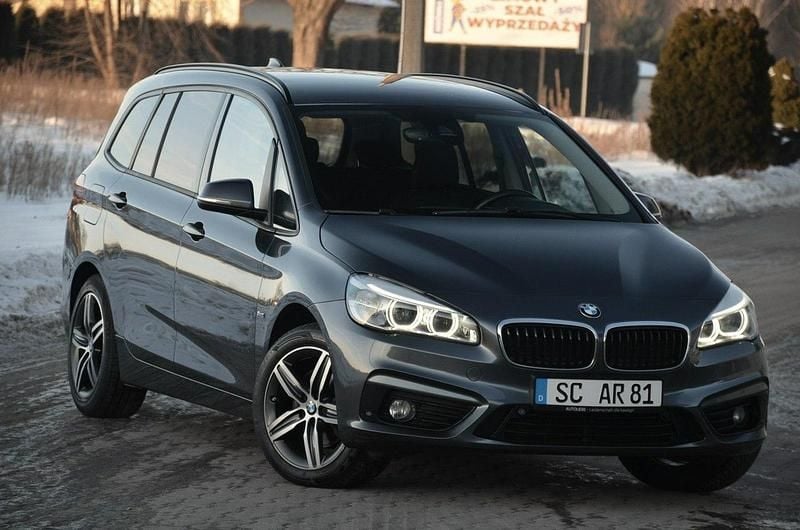 Używany BMW 218 150 KM (110 kW) 2017 Szary (metalik, perła) Minivan