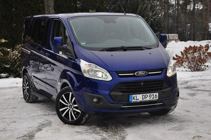 Używany Ford Tourneo Custom 170 KM (125 kW) 2017 Niebieski ciemny (metalik) Van