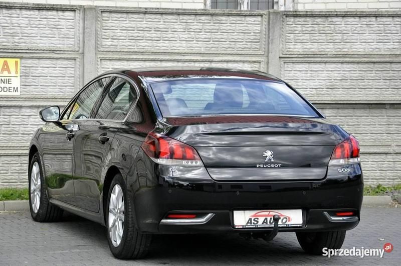 Używany Peugeot 508 Allure 150 KM (110 kW) 2016 Czarny Sedan/Limuzyna