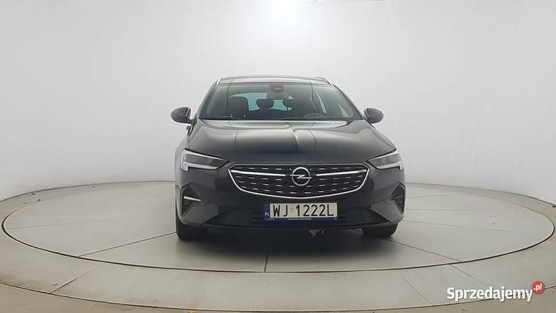 Czarny (metalik) Używany 2022 Opel Insignia Elegance Kombi | 74 850 zł (Dość drogi) - Obraz 1/4