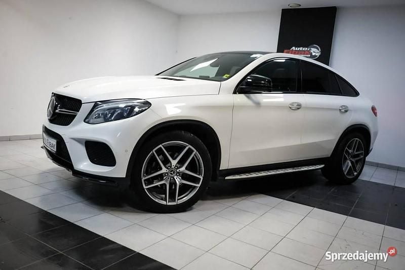 Biały Używany 2017 Mercedes GLE350 AMG SUV | 164 900 zł - Obraz 1/4