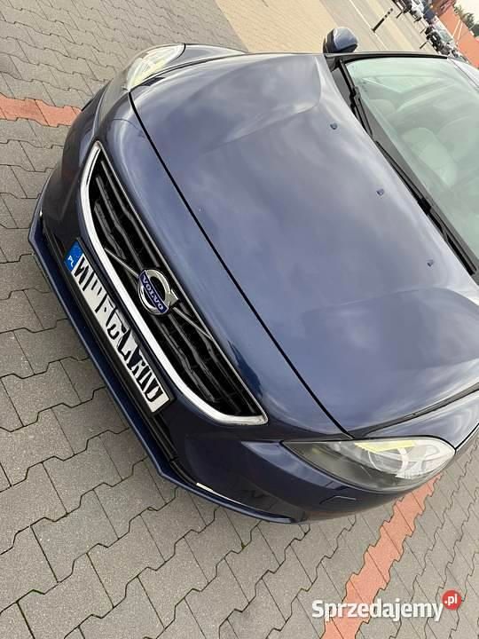 Używany Volvo V40 2015 Niebieski Kombi