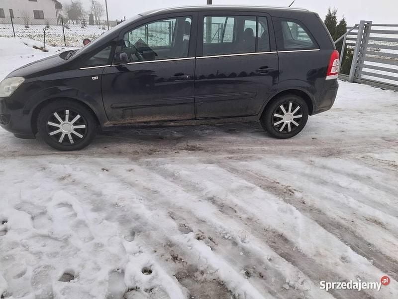Używany 2009 Opel Zafira Minivan | 17 400 zł (Dość drogi) - Obraz 1/4